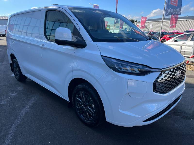 FORD TRANSIT CUSTOM 2024 (E0048 1F)