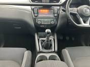 NISSAN QASHQAI 2017 (17)