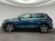 VOLKSWAGEN TIGUAN 2021 (21)