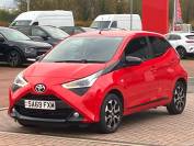 TOYOTA AYGO 2019 (69)