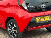 TOYOTA AYGO 2019 (69)