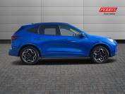 FORD KUGA 2024 (74)