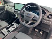 FORD KUGA 2024 (74)