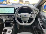 FORD KUGA 2024 (74)