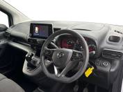 VAUXHALL COMBO CARGO 2020 (70)