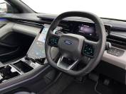 FORD EXPLORER 2024 (24)