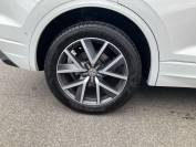 VOLKSWAGEN TOUAREG 2018 (68)