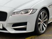 JAGUAR XF 2018 (18)