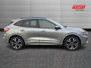 FORD KUGA 2022 (72)