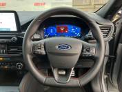 FORD KUGA 2022 (72)