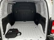 VAUXHALL COMBO CARGO 2024 (73)