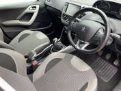 PEUGEOT 2008 2019 (19)