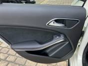 MERCEDES-BENZ A CLASS 2017 (67)