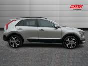 KIA NIRO 2024 (24)