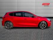 FORD FOCUS 2021 (21)