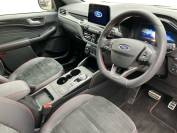 FORD KUGA 2022 (72)