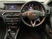 INFINITI Q30 2016 (16)