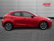 MAZDA 2 2015 (15)