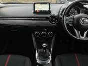 MAZDA 2 2015 (15)