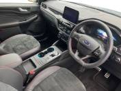 FORD KUGA 2022 (72)