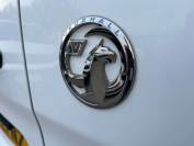 VAUXHALL VIVARO 2021 (21)