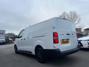 VAUXHALL VIVARO 2021 (21)