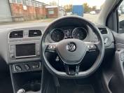 VOLKSWAGEN POLO 2017 (67)