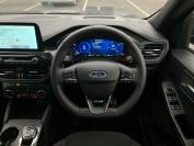 FORD KUGA 2023 (72)