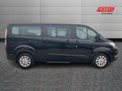 FORD TOURNEO CUSTOM 2022 (22)