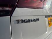 VOLKSWAGEN TIGUAN 2020 (20)