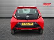 TOYOTA AYGO 2021 (21)