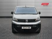 VAUXHALL VIVARO 2024 (24)