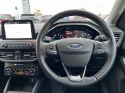 FORD FOCUS 2019 (19)