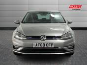 VOLKSWAGEN GOLF 2019 (69)