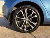 VOLKSWAGEN GOLF 2013 (63)