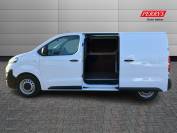 VAUXHALL VIVARO 2021 (71)