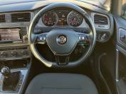 VOLKSWAGEN GOLF 2013 (63)