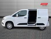 VAUXHALL COMBO CARGO 2021 (70)