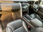 LAND ROVER DISCOVERY 2017 (17)