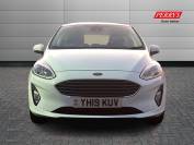 FORD FIESTA 2019 (19)