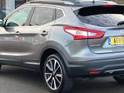 NISSAN QASHQAI 2017 (17)