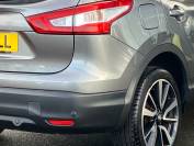 NISSAN QASHQAI 2017 (17)