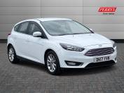 FORD FOCUS 2017 (17)