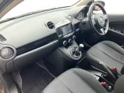 MAZDA 2 2014 (64)