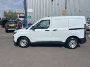 FORD TRANSIT COURIER 2024 (H0329)