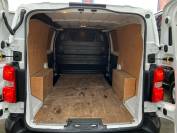 VAUXHALL VIVARO 2021 (21)