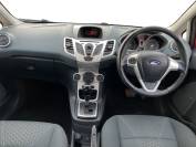 FORD FIESTA 2011 (11)