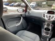 FORD FIESTA 2011 (11)