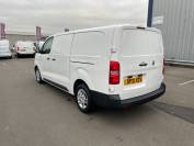 VAUXHALL VIVARO 2021 (21)