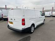 VAUXHALL VIVARO 2021 (21)